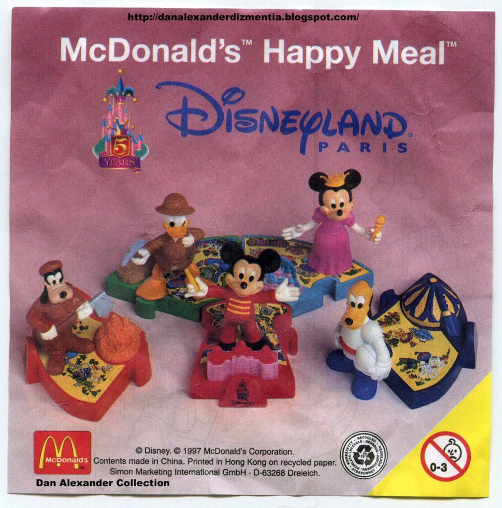 Folleto del Happy Meal de Disneyland Paris con juguetes de Mickey y sus amigos