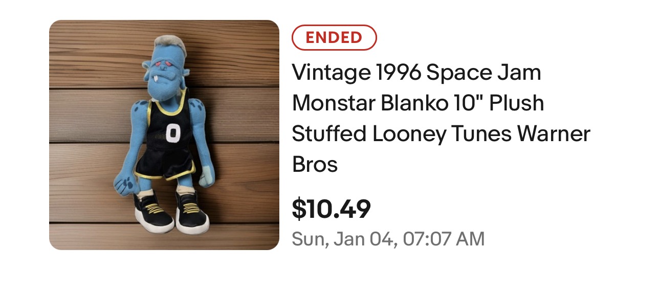Captura de una venta cerrada en eBay de un peluche de Blanko de Space Jam por 10,49 dólares